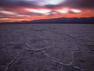 Visitors to US national parks are falling to a brutal heat wave.