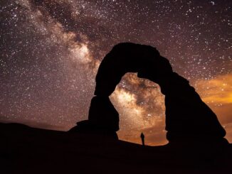 Arches National Park in Utah at night.