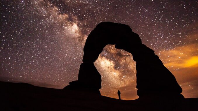 Arches National Park in Utah at night.
